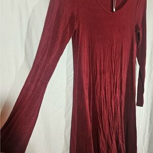Elegant Burgundy Long Sleeve Dress